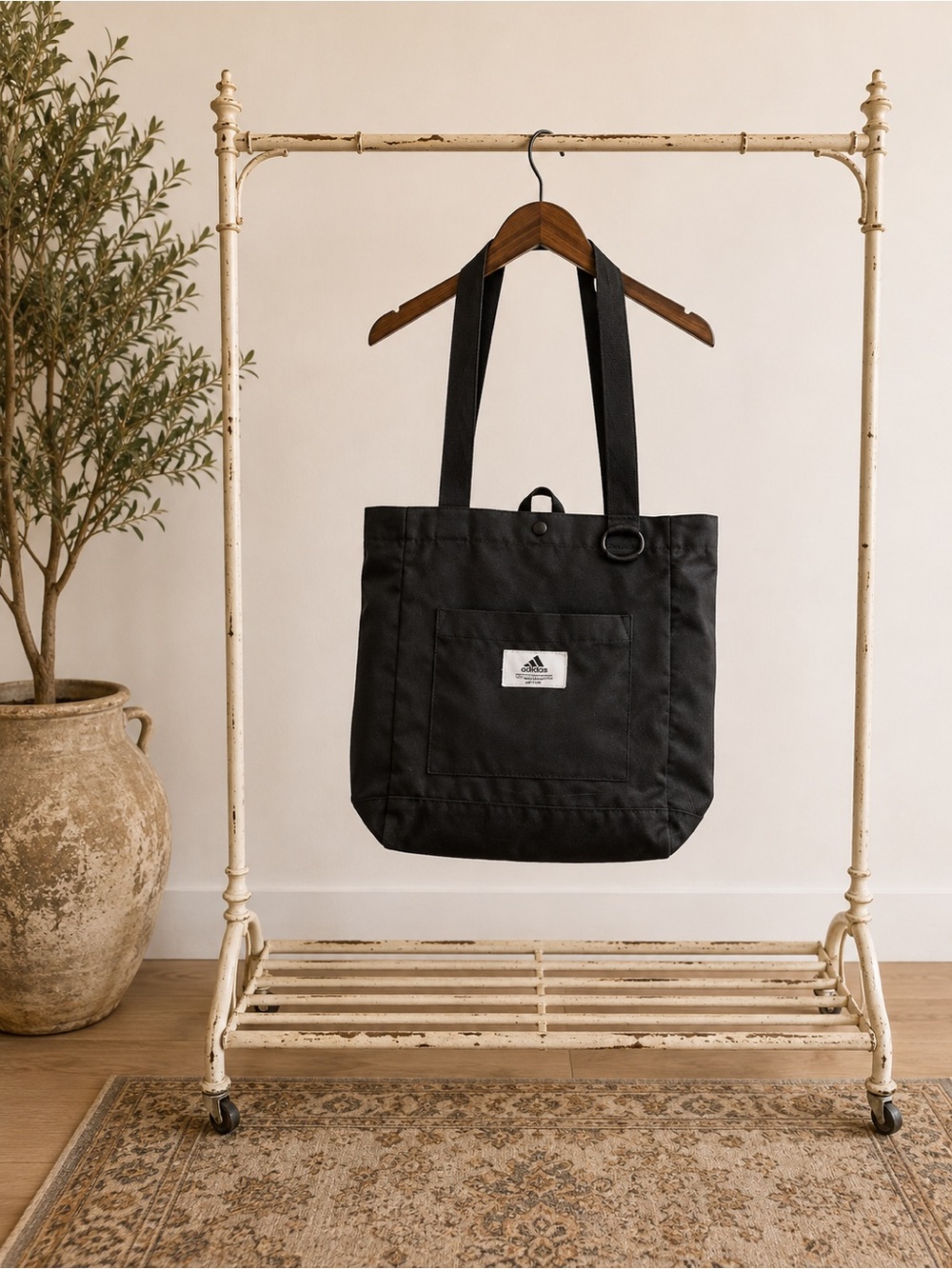 Tote bag - likely category match